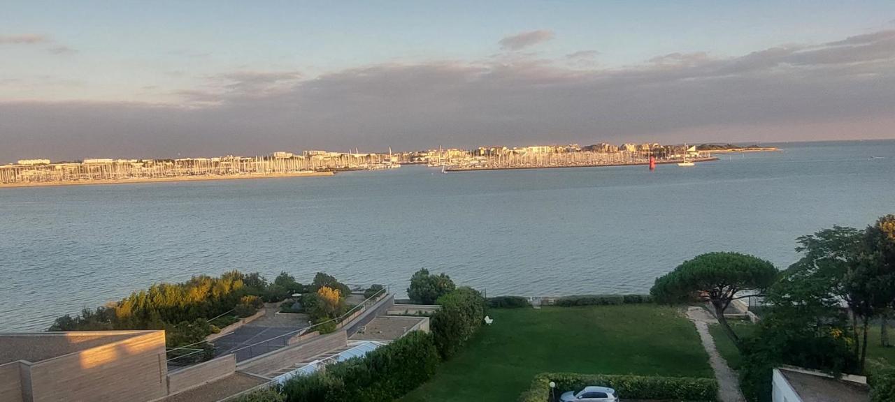 شقة لا روشيل  في Le Richelieu Vue Sur Mer المظهر الخارجي الصورة